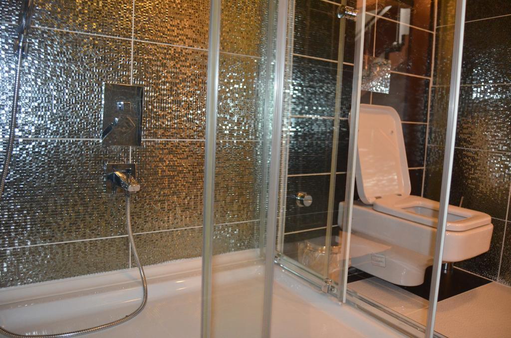 The Gala Palace Suits Kars Quarto foto